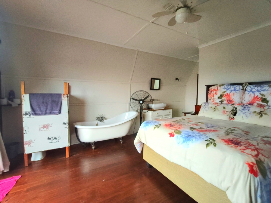 4 Bedroom Property for Sale in Aston Bay Eastern Cape